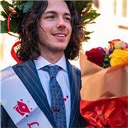 Inglese, spagnolo e italiano a stranieri